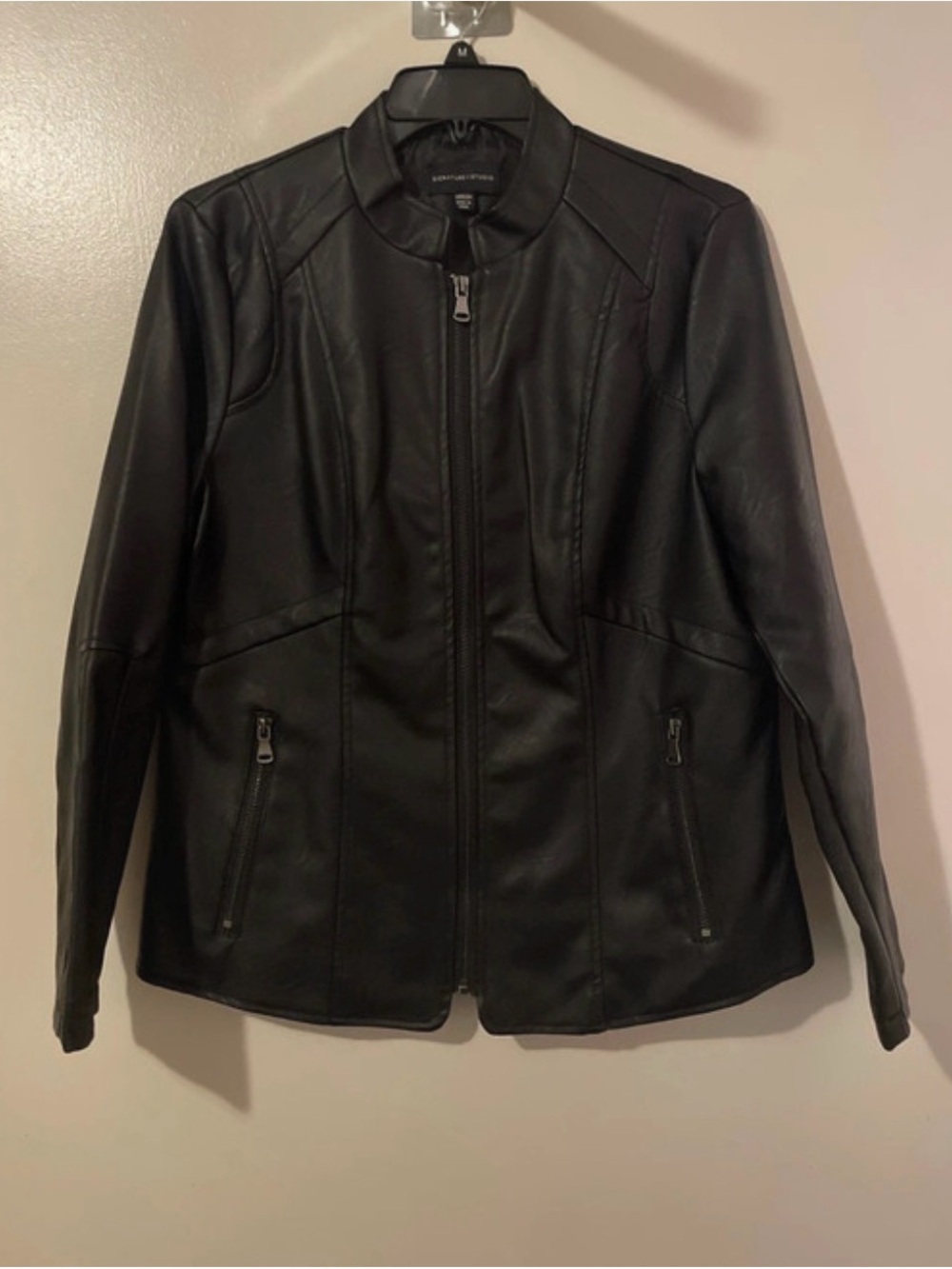 Signature Studio Women's Black Faux Leather Zip Jacket